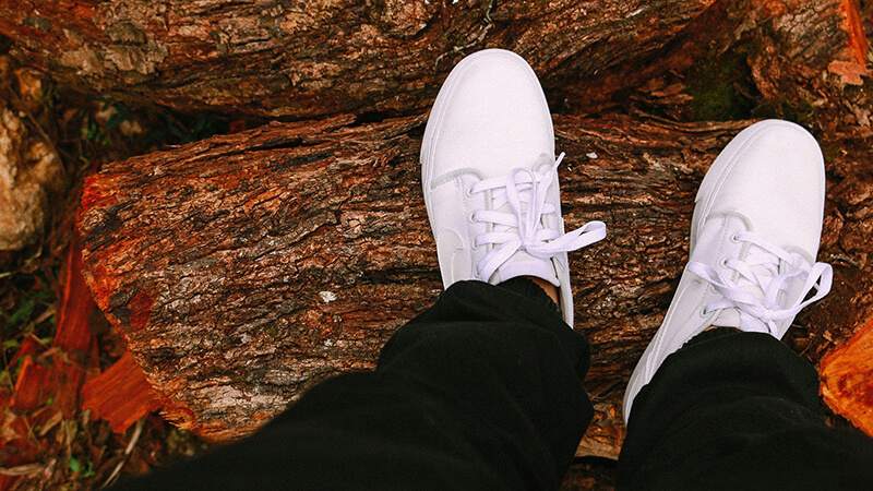 Cara Membersihkan Sepatu Putih - Sneakers Putih
