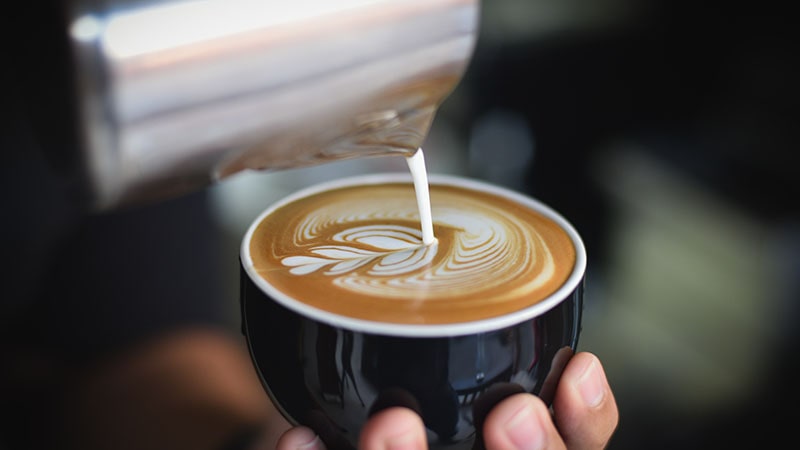 5 jenis sajian kopi ala cafe - latte