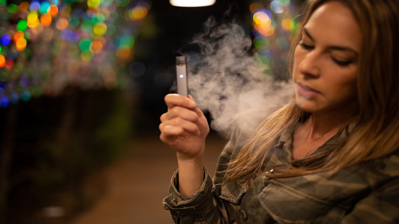 Bahaya Rokok Elektrik Bagi Perokok Pasif yang Berisiko Tinggi
